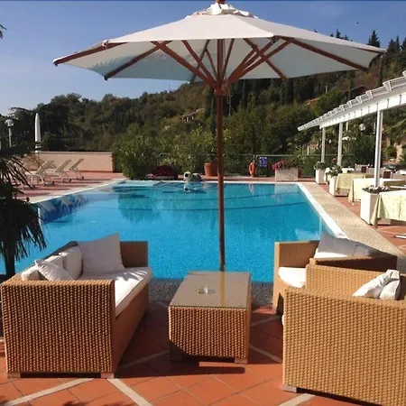 Apart-hotel Madrigale 4*