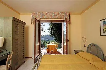 Madrigale Apart-hotel Marciaga